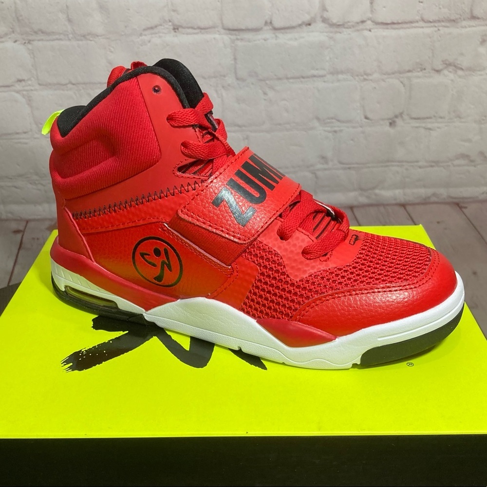 Zumba Court Air 2.0 High top sneakers Red womens 7.5 like new